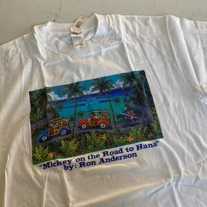 NWT Vintage Disney Gallery "Mickey on the Road to Hana" by Ron Anderson - Size L